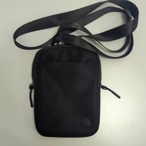Primo Small Crossbody Bag for Phone